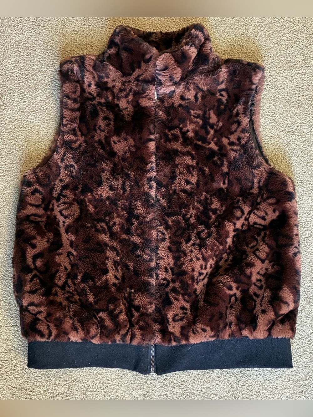 Lisa international womens faux fur vest size XL brown animal print zip up